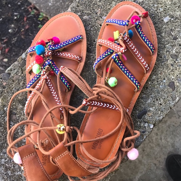 Sandals - Picture 1 of 3